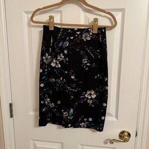 White House Black Market Floral Pencil Skirt